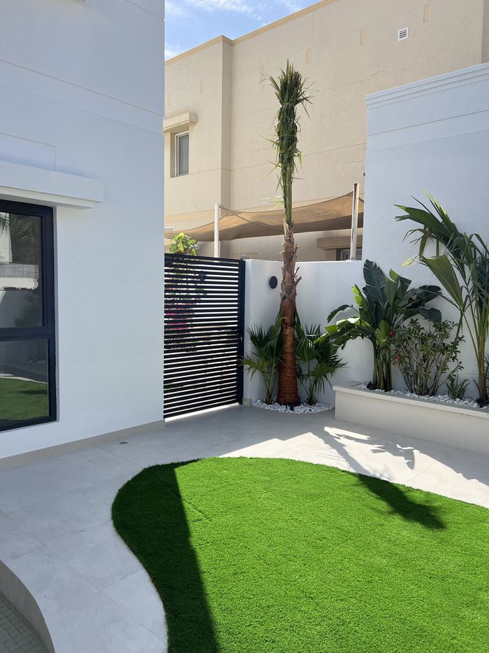 Side Garden & Turf &mdash; completed Crownstone villa renovation, Dubai